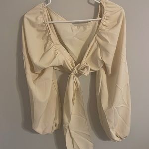 Long sleeve crop top with tie